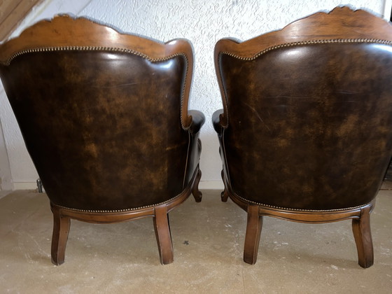 2 Poltrone Chesterfield Barocche in pelle – Legno (photo 12 of 12)