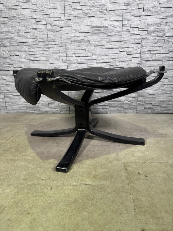 Falcon chair Footstool Vatne Møbler – Footstools & poufs, Wood, Leather (photo 4 of 8)