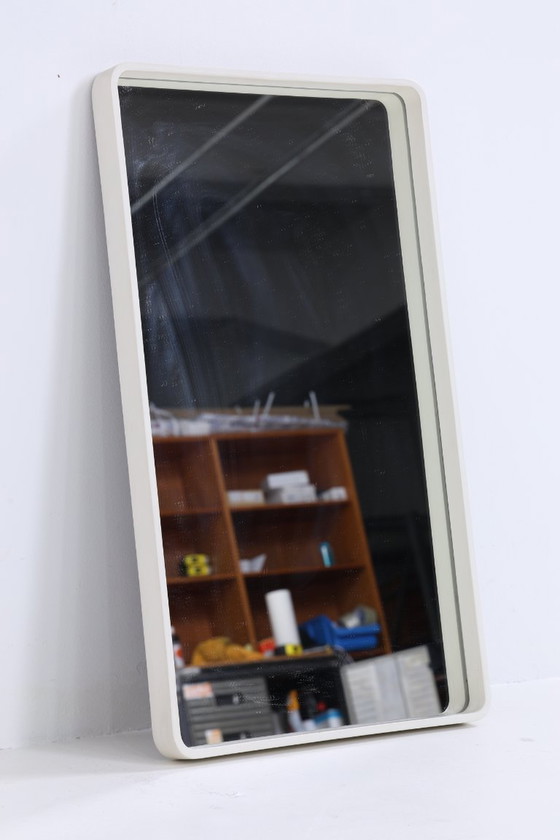 Image 1 of Specchio d'epoca anni '60 | Specchio da appendere di metà secolo Specchio di legno retrò inclinato Vintage #05-97