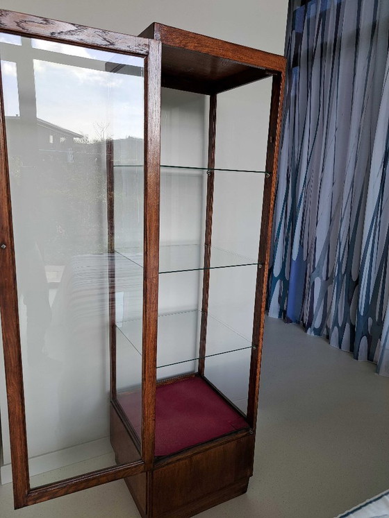 Image 1 of Vitrina cuadrada antigua