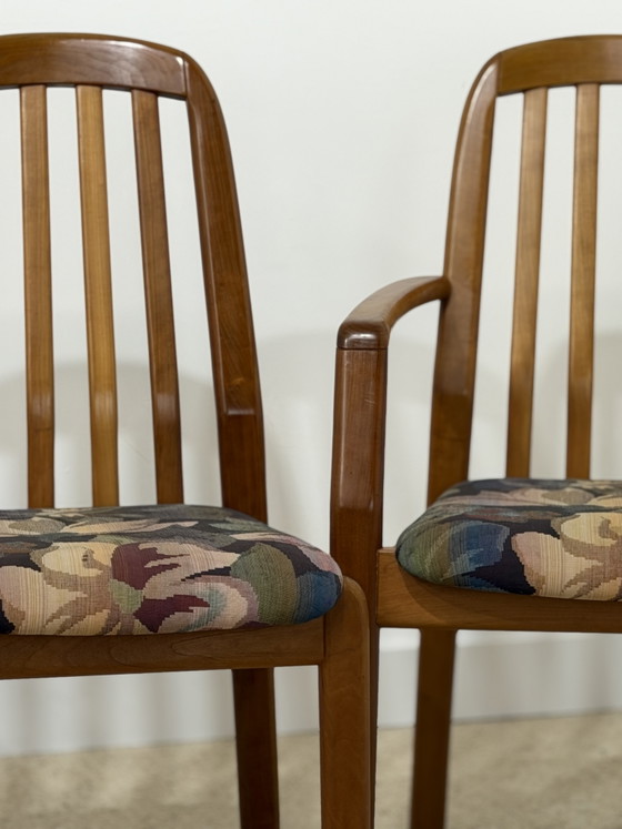 Set of 2 Armchairs and 3 Dyrlund Dining Chairs – Wood (photo 12 of 15)