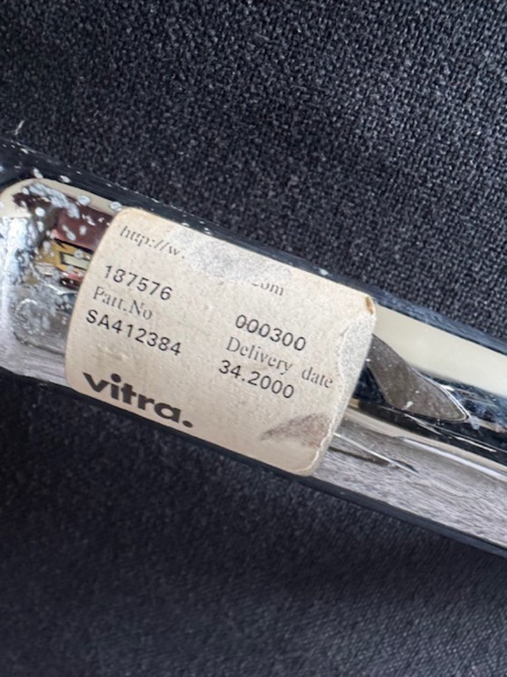 Image 1 of 2 sedie e poggiapiedi in alluminio Charles & Ray Eames EA