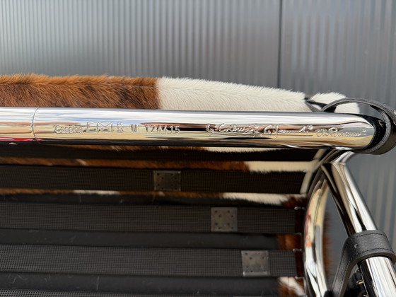 Image 1 of Cassina LC4 Le Corbusier d'origine, cuir de vachette, neuf dans sa boîte