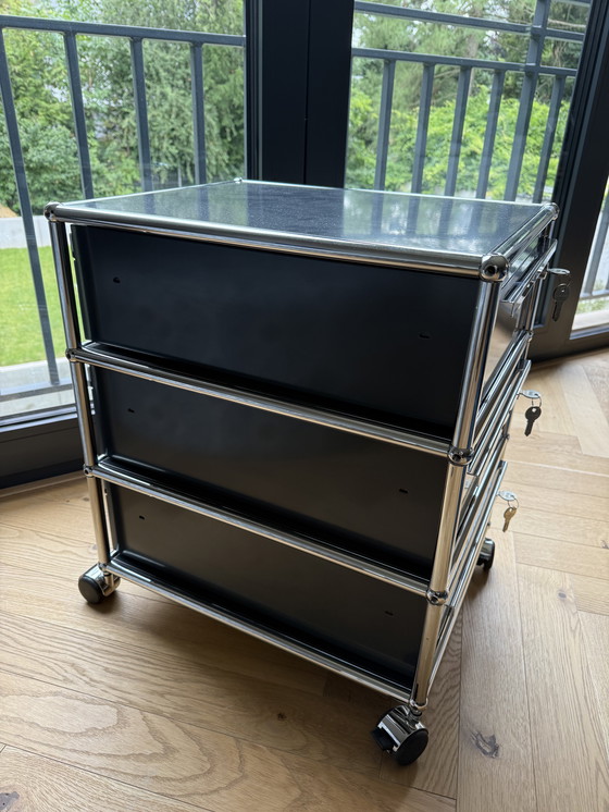 Image 1 of USM Haller Rollcontainer (3 Drawer)