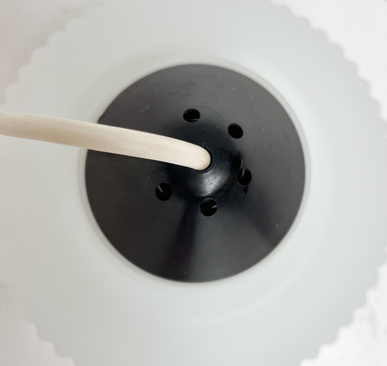 Image 1 of Lampada da soffitto in vetro opalino di Louis Kalff per Philips, anni '50