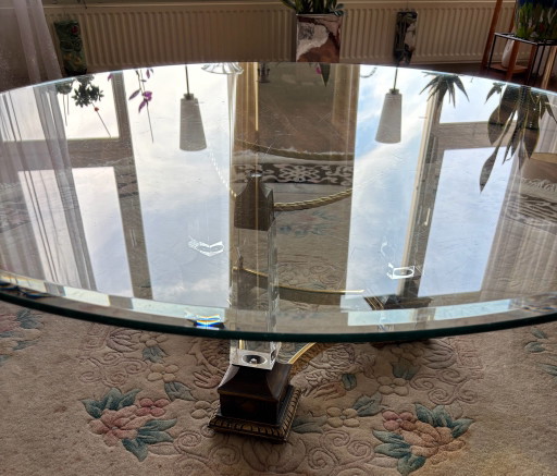 Facettengeschliffener Glas-Couchtisch - 123 cm