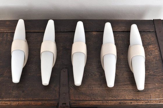 Image 1 of Vintage opaline / bakelieten wandlampen Bo-Niko