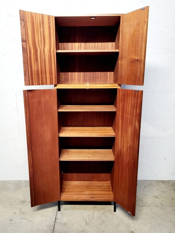 Image 1 of 2-delige (losse delen) vintage hoge opbergkast – 1960s – Echt houtfineer