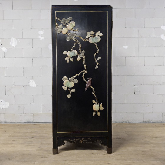 Image 1 of Armoire chinoise vintage en laque oiseaux fleurs (stéatite) armoire bohème / armoire orientale / armoire asiatique