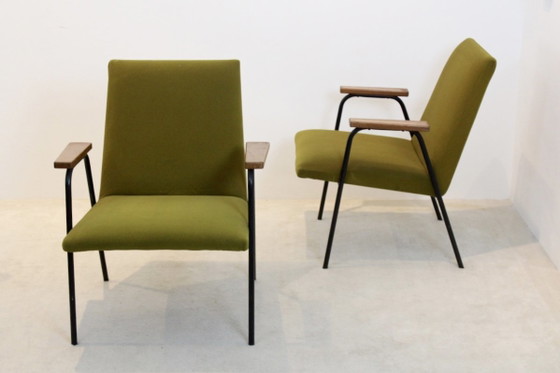 Fauteuils Pierre Guariche par Meurop, Métal, Noir, Mid Century Modern (photo 7 sur 10)