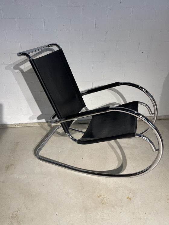 Image 1 of Fasem Bauhaus schommelstoel, chroom en leer, jaren 70