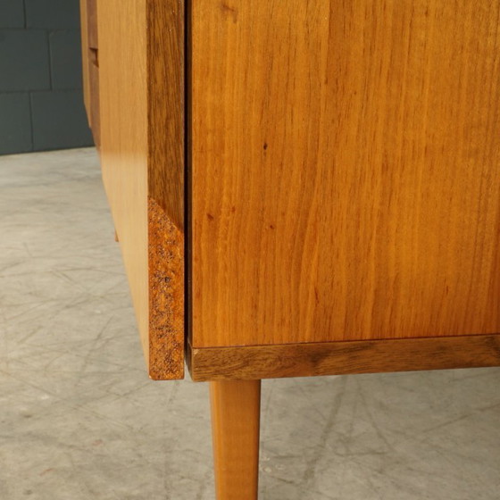 Image 1 of Buffet vintage en noyer – Meuble TV – Années 60