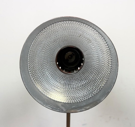 Image 1 of Lampada da tavolo arancione vintage della Germania dell'Est di AKA Leuchten, anni '70