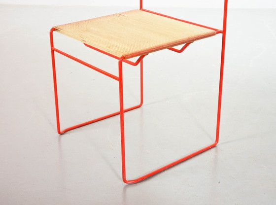 Image 1 of Einzelner minimalistischer, leuchtend roter italienischer Flyline „Spaghetti“-Beistellstuhl von Giandomenico Bellotti, Italien, 