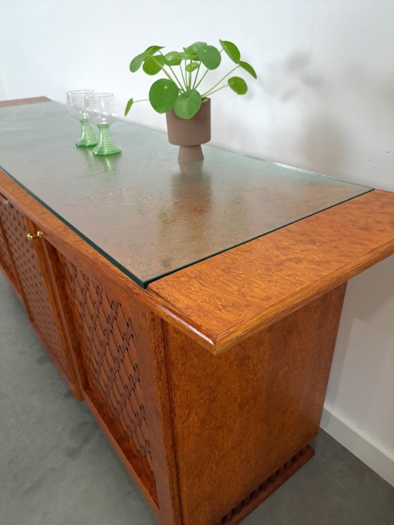 Image 1 of Bar dressoir met uitschuifbare bar en glazen blad