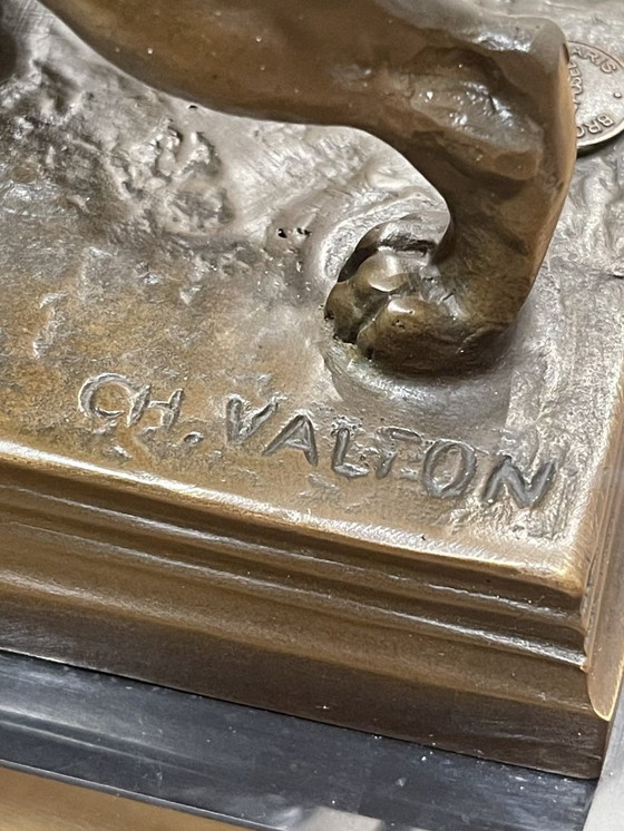 Image 1 of Scultura animale in bronzo – Leone – CH. Valton – Fonderia di Parigi – 5,2 kg