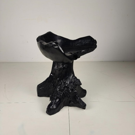 Image 1 of Sedia nera in ceppo d'albero di metà secolo