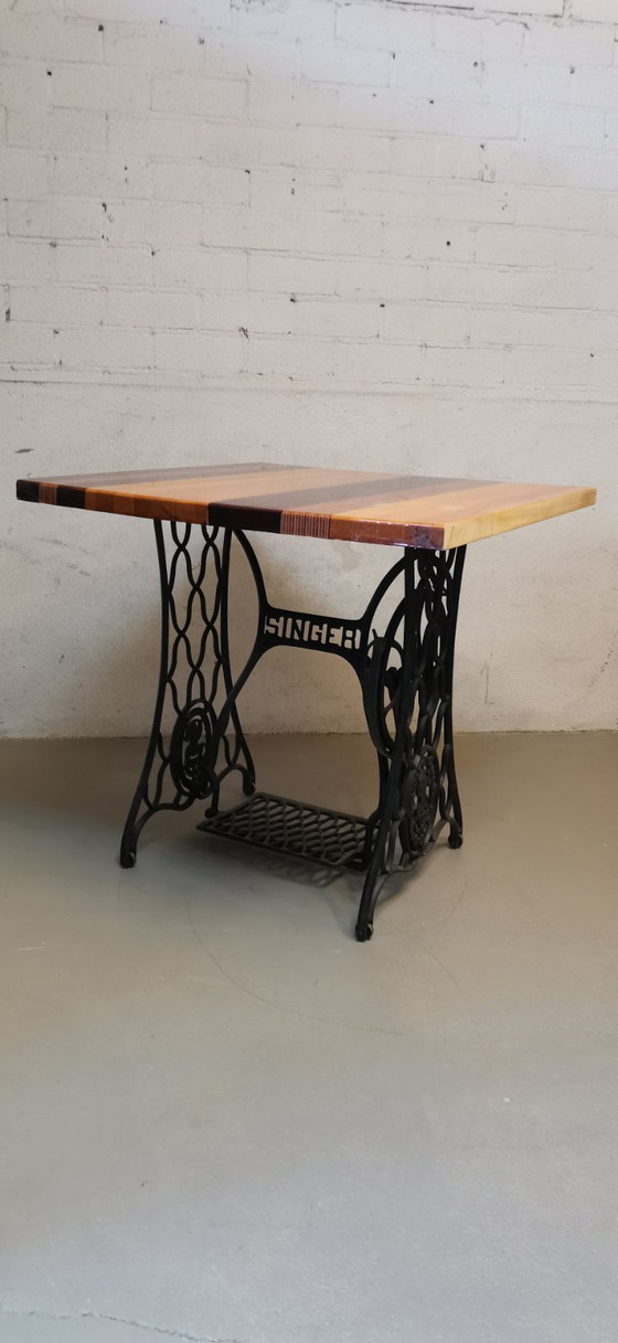 Image 1 of Chanteuse de table de bistro