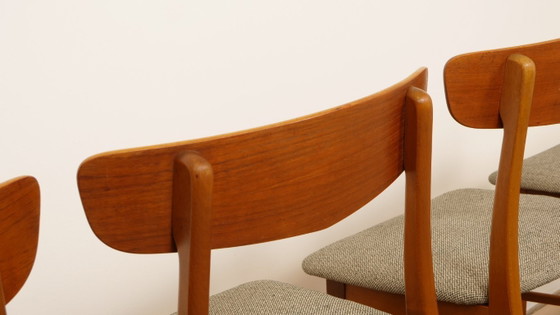 Image 1 of 4 sillas de comedor | Farstrup | Modelo 210 | Restauradas | Verde