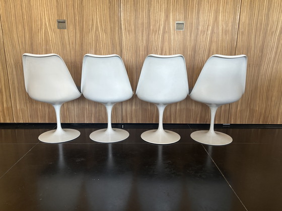 Image 1 of 4 x Tulip Chair Knoll international