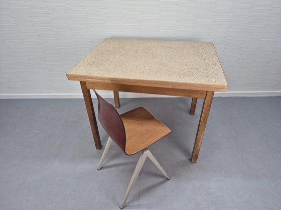 Image 1 of Uitschuifbare eetkamertafel. Vintage uitklapbare tafel.