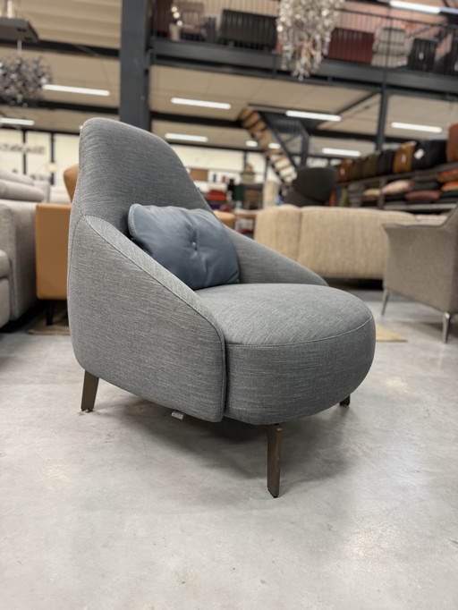 Leolux Jill Armchair Fay fabric