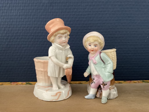 Lot de 2 pyrogènes de la fin du XIX ème siècle , porcelaine polychrome 