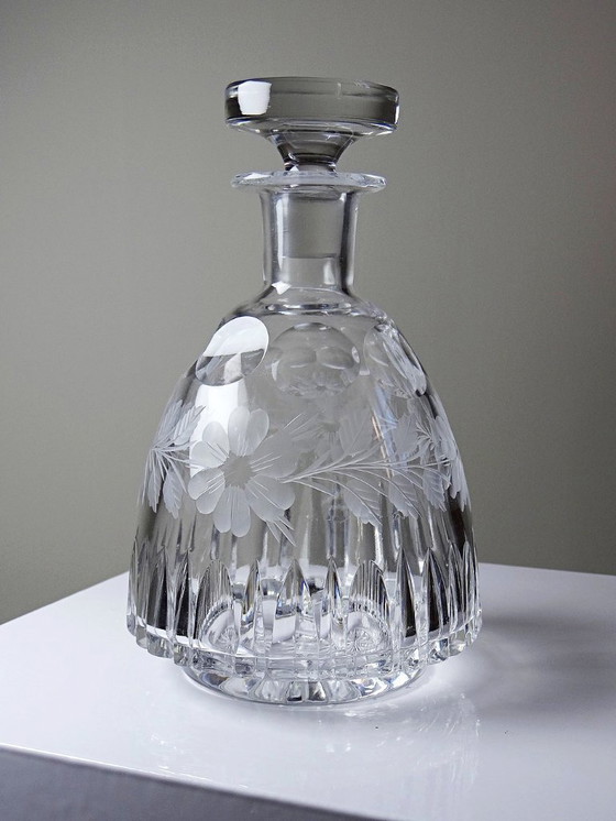 Image 1 of Antique cut and chiseled crystal decanter with floral decoration, Bohemia, 19th-20th century