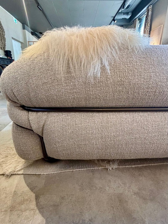 Image 1 of Tacchini Bank Sesann