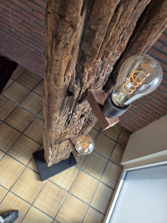 Image 1 of dBodhi vloer lamp  oude dwarsligger .Singapore 