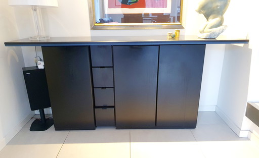 Aparador Pastoe negro de diseño único con detalles azules