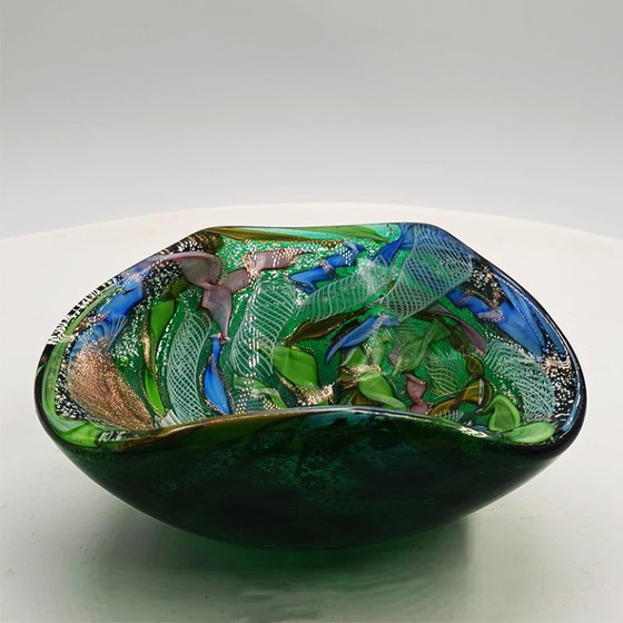 Image 1 of Cendrier d'exception en verre de Murano, signé Dino Martens - Tutti Frutti, années 1950. Fabriqué en Italie. 13 cm.