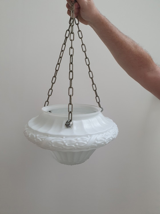 Antique Art Deco Milk Glass Pendant Lamp – 32 cm – 1920s – Metal (photo 2 of 9)