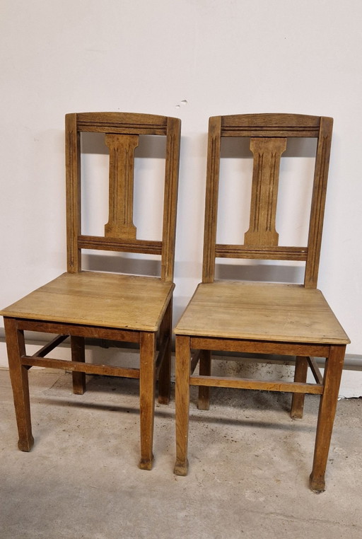 Sillas de madera