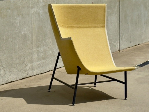 Poltrona di design Moroso Italia Paper Planes, poltrona lounge con schienale alto Doshi Levien.
