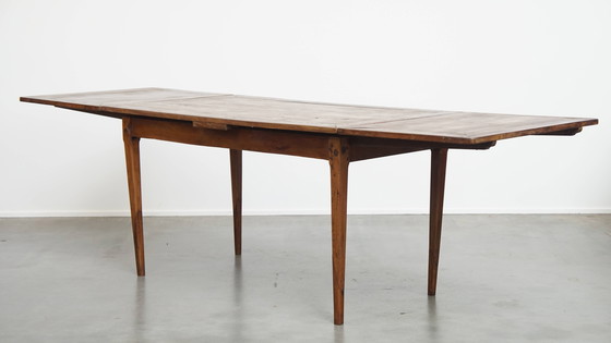 Image 1 of English antique extendable dining table