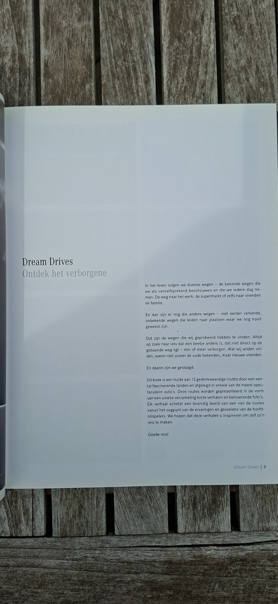 Image 1 of Mercedes-Benz books & brochures – rare collection