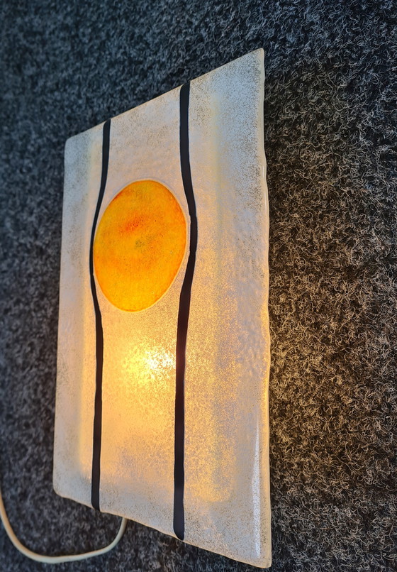 Image 1 of Vintage Yvolux Italiaanse Design Glazen Wandlamp. 