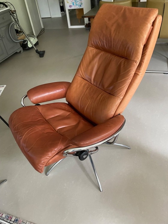 Image 1 of Stressless Tokyo High Back/High Base + Hocker