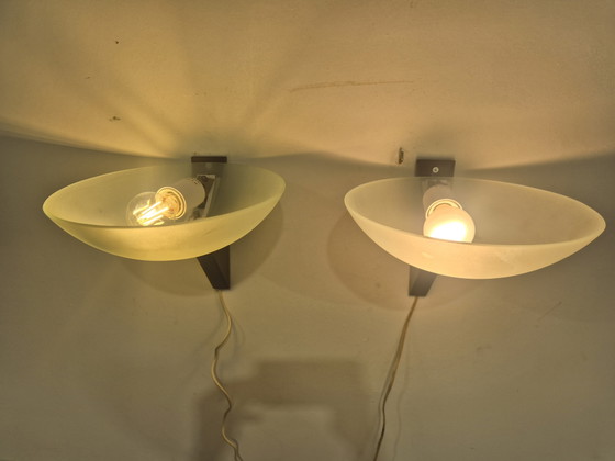Image 1 of Een paar vintage Italiaanse postmoderne wandlampen