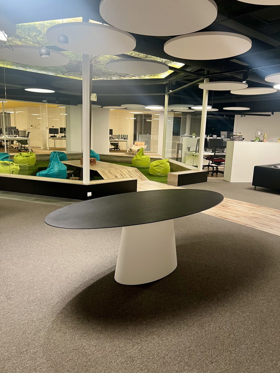 Image 1 of Emmemobili UFO table