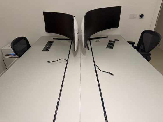 Image 1 of MDF Italia LIM 220x90 ceramic/aluminium cable tray