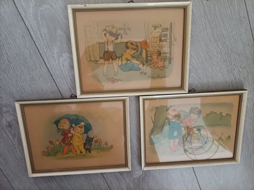 Set of 3 Vintage Children's Prints - 40s-50s - Charming Illustrations in Wooden Frames