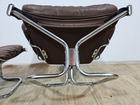 Image 1 of Poltrona con poggiapiedi, Westnofa, "Poltrona con poggiapiedi", progettata da