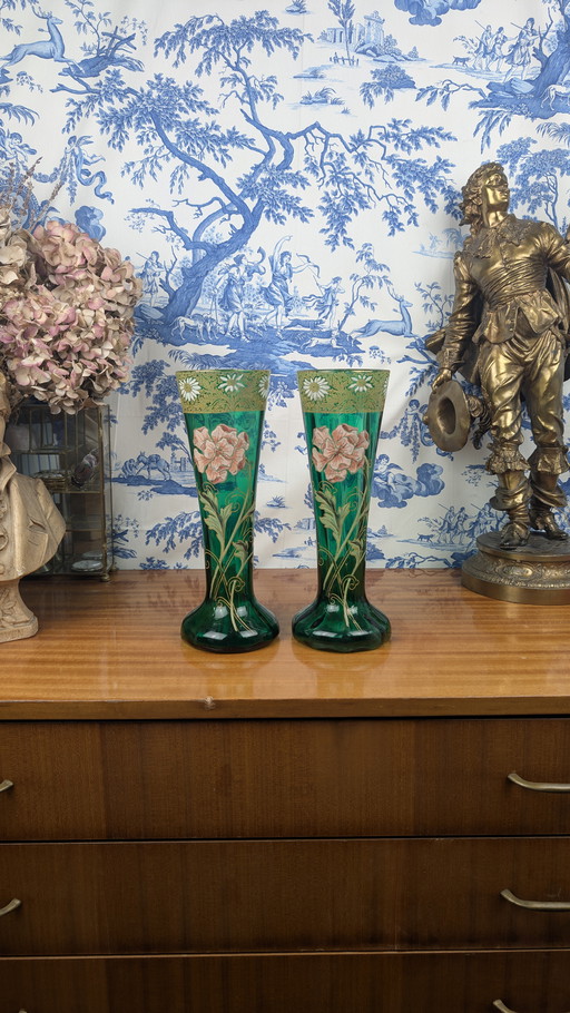Legras-Montjoye Paire de Vases Vert Verre Émaillé aux Fleurs Art Nouveau