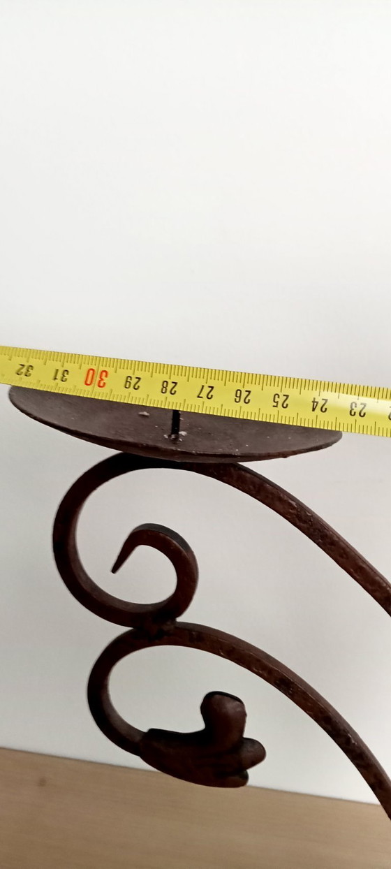 Image 1 of Brocante rustikaler ländlicher Fleur des Lis Kerzenständer