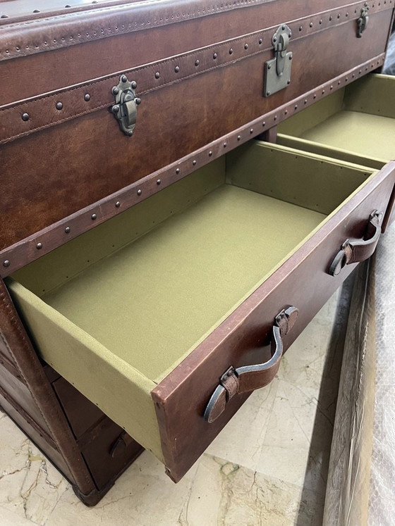 RH Leather Mayfair Steamer Trunk Double Chest - Vintage Cigar, Restoration Hardware, Chest of drawers, Metal (photo 6 of 9)
