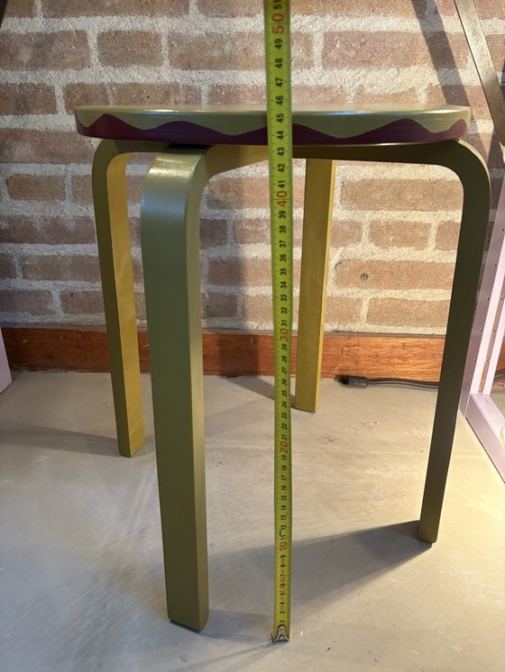 Image 1 of Taburete verde/rojo burdeos