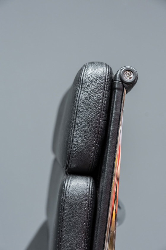 Image 1 of Eames EA222 Lounge-Sessel