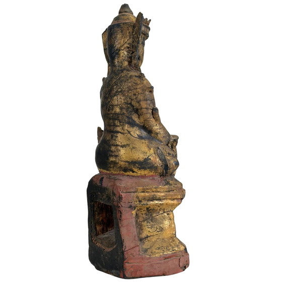Espíritu Nat birmano antiguo – Estatua de templo de madera dorada, Myanmar, c. 1900 – Esculturas, Wood, Glass (photo 4 of 11)